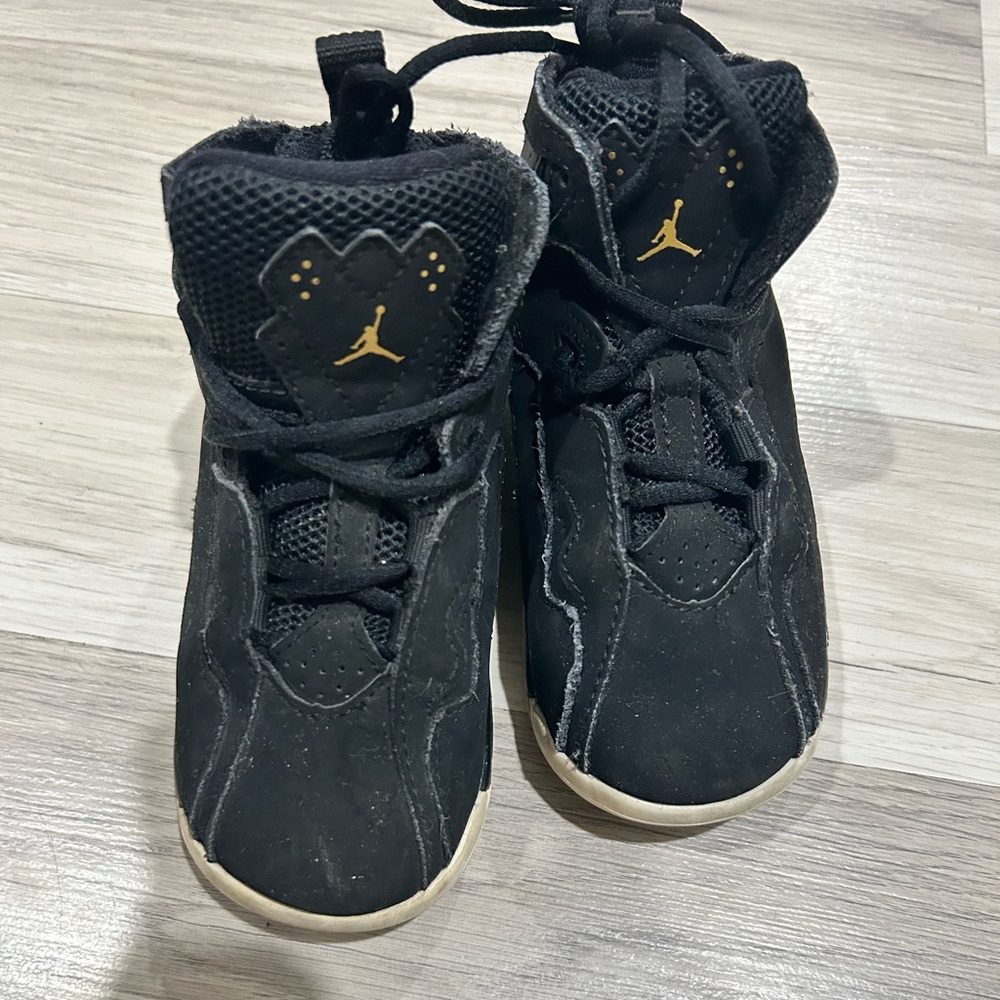 Nike Air Jordan‎ True Flight Black/Gold Shoes 343797-026 Size 8 C Infant Toddler